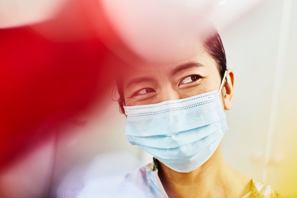 Nurse Wearing Mask Image